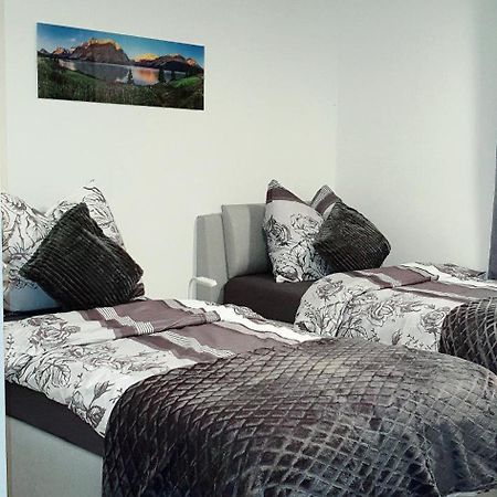 3-Zimmer- Wohnung In Traun, Naehe Linz Und Wels Εξωτερικό φωτογραφία